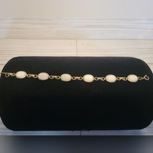 Vintage Scarab Bracelet Gold Tone White Egyptian Revival 80s